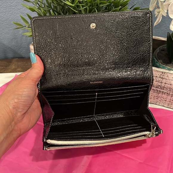 Balenciaga Auth multi color leather wallet (chain not included) - Picture 5 of 17